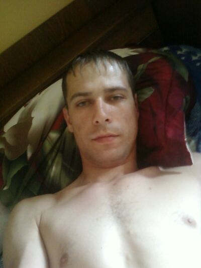  ,   Alex, 38 ,   