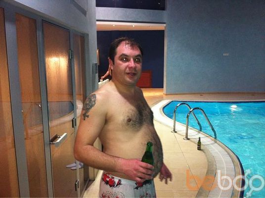  ,   Artur, 45 ,  