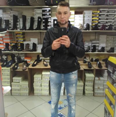  Alanno,   Viktar, 28 ,   ,   