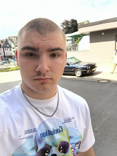  Szczecin Pogodno,   Sasha, 20 ,   ,   