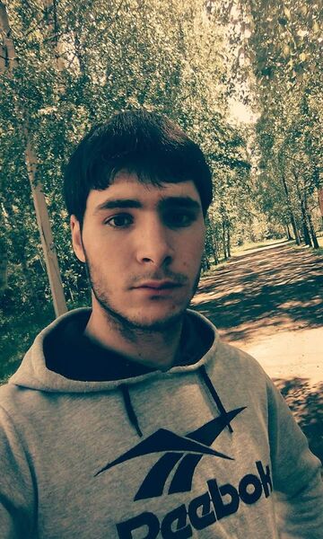  ,   Artur, 28 ,   ,   , c 