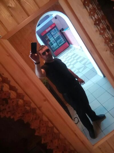   ,   Artur, 41 ,   ,   , c , 