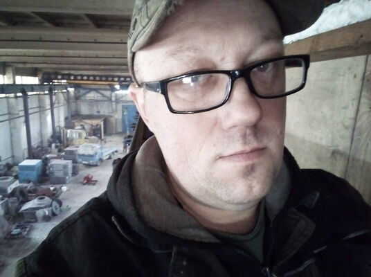  ,   Igor, 49 ,   ,   , c , 