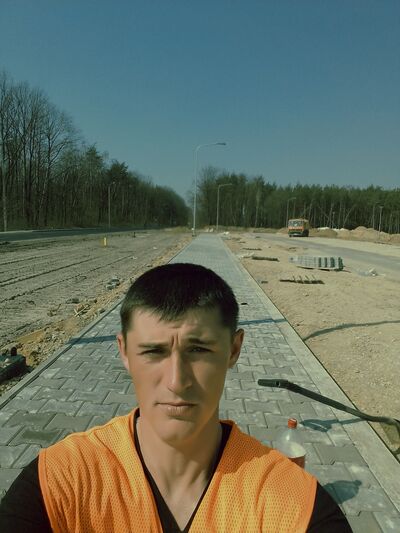  ,   Viktor, 37 ,   ,   , c , 