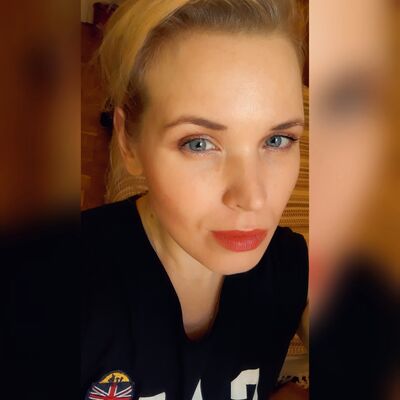  ,   AnnA, 42 ,     , c , 