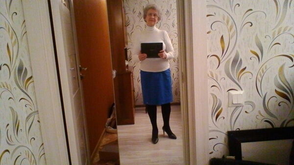  -,   Nina, 77 ,   ,   , c 