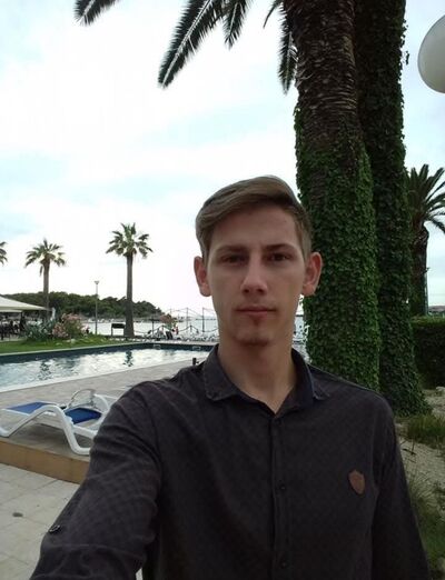  ,   Yupii, 28 ,   ,   