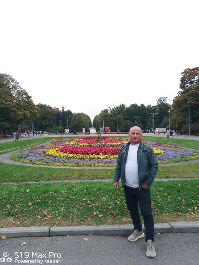  ,   Adem, 52 ,   ,   