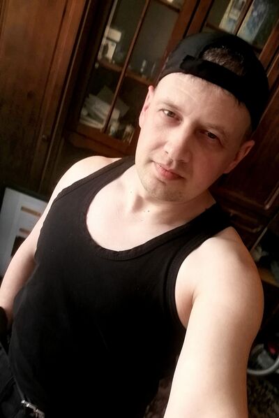  ,   Yaroslav, 40 ,   ,   