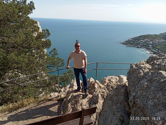  ,   Valerij, 44 ,   ,   