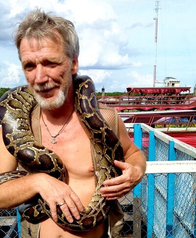  ,   As, 57 ,     , c 