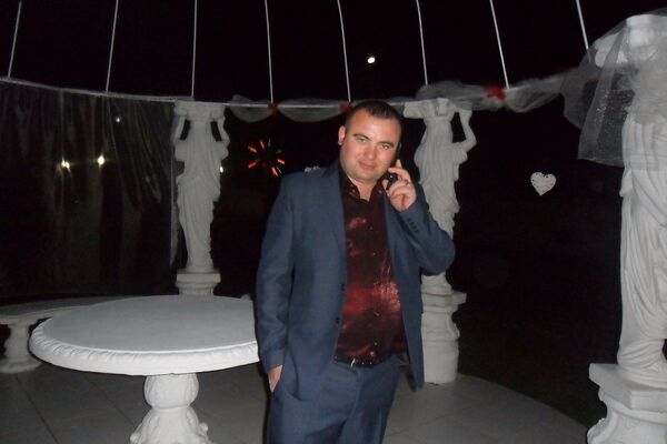  ,   Pashka, 37 ,   ,   , c 