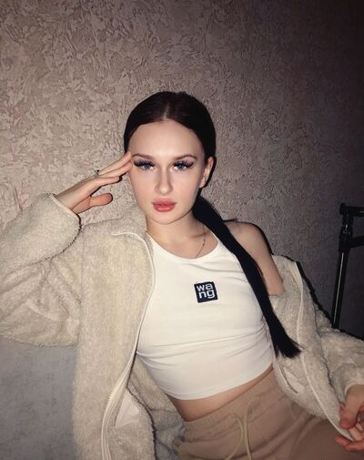  -,   Ksenya, 25 ,   