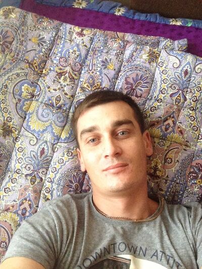  -,   Artiom, 37 ,   