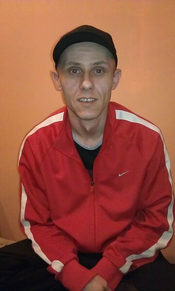  ,   Anton, 42 ,   ,   , c 