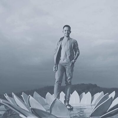  -,   Apple, 33 ,   ,   , c 