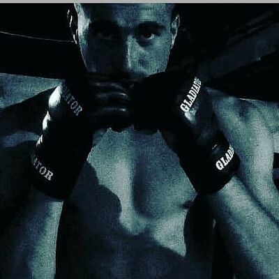  ,   Andrej, 30 ,     , c 