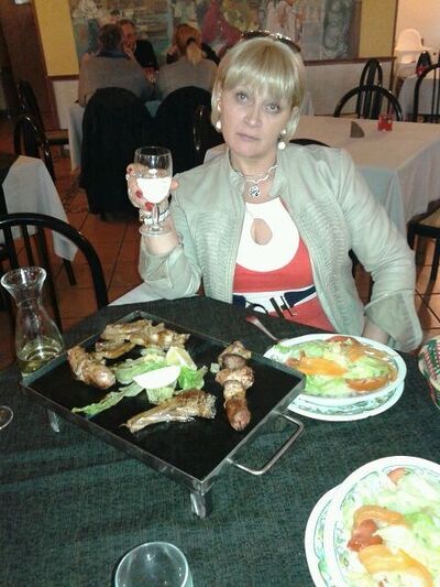  ,   Scarllet, 61 ,     , c 