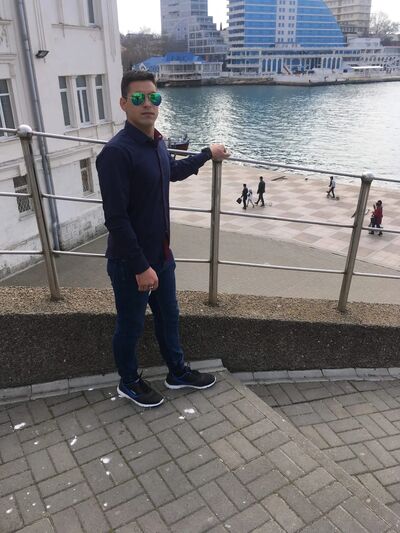  ,   Ravil, 25 ,   c 