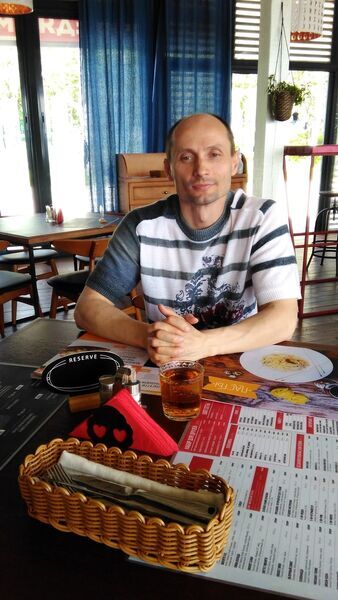   ,   , 52 ,  