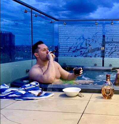  ,   Steve, 40 ,   ,   , c 