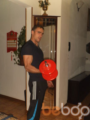  ,   Alex, 37 ,   