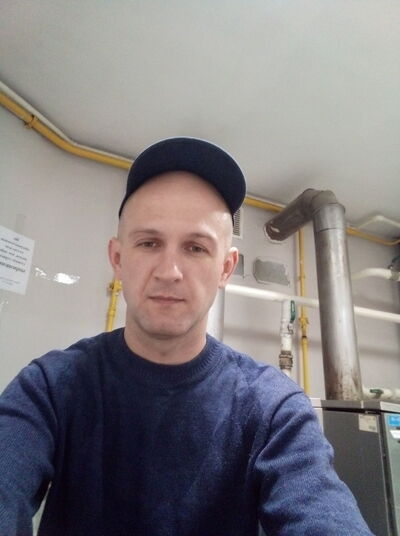  --,   , 37 ,  