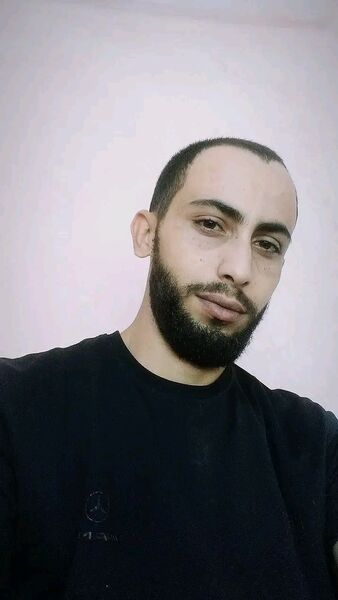  ,   Yacine, 26 ,   ,   