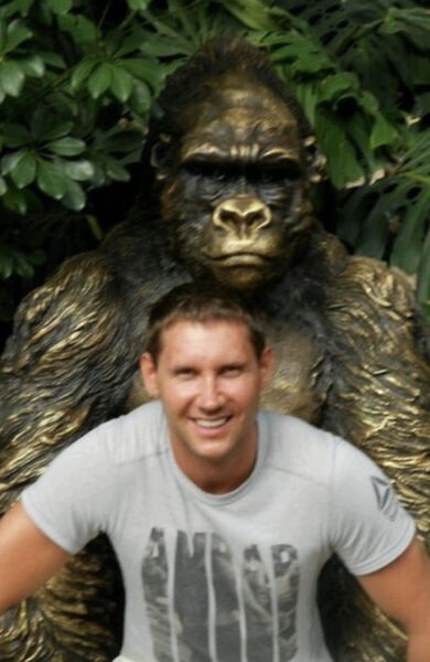  ,   Alexrum, 32 ,   ,   , c , 