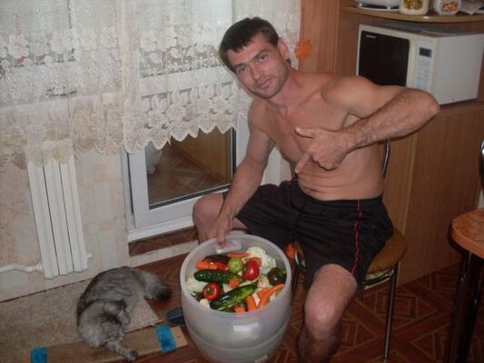  ,   Ivan, 49 ,   ,   , c 