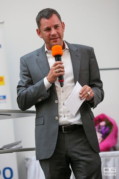  ,   Martinez Kar, 55 ,   ,   