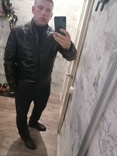  -,   Pavel, 42 ,   c 