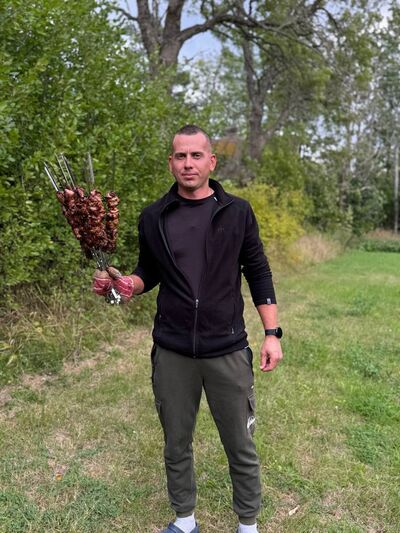  ,   Vlad, 31 ,   ,   , c , 
