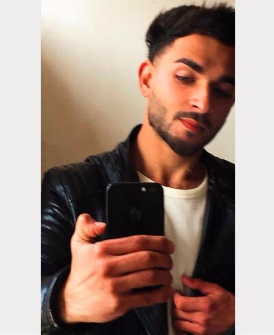  ,   M Zahed, 25 ,   ,   