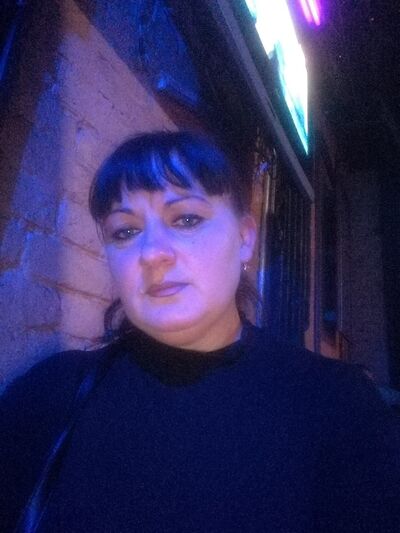  ,   Alla, 48 ,  