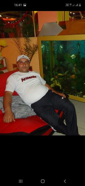  ,   Artur, 37 ,   ,   