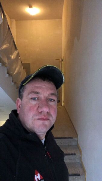  Troisdorf,   Vitalii, 44 ,   ,   