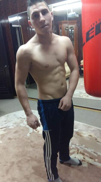  ,   Ruslan, 33 ,   ,   , c 