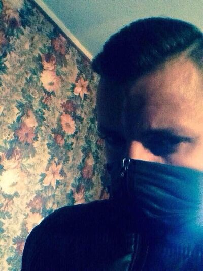  ,   Pavel, 42 ,   c 