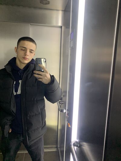 ,   Konstantin, 20 ,   ,   