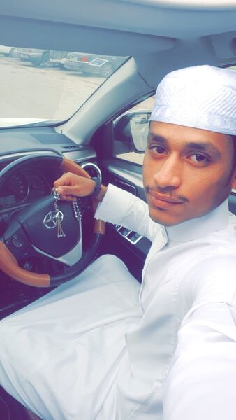   ,   Younes, 25 ,   ,   , c 