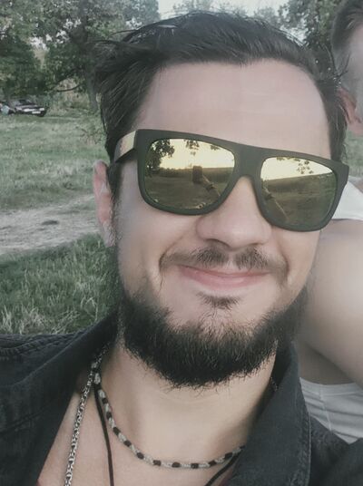  ,   Artem, 31 ,   ,   , c 