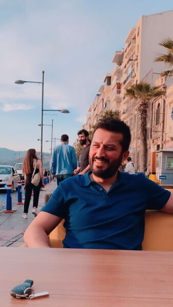  ,   Mehmet, 37 ,   ,   