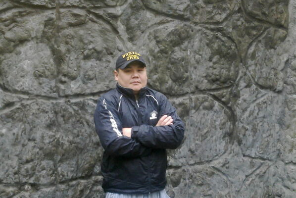 ,   Samat, 38 ,   