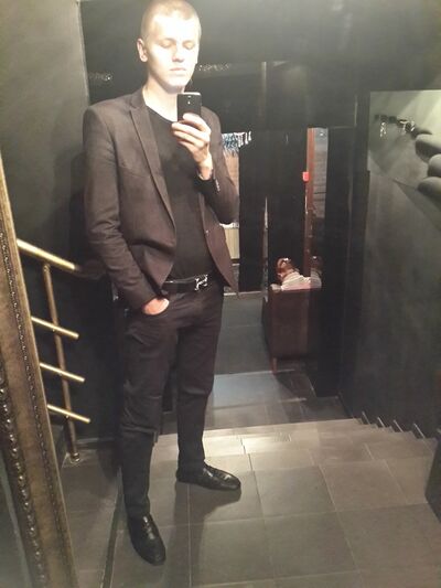  --,   Alex, 34 ,   ,   