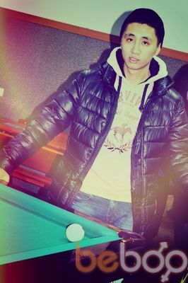  ,   Muratbek, 32 ,  