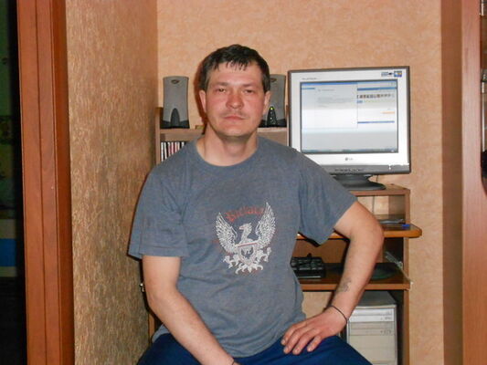  ,   Aleksandr, 46 ,  