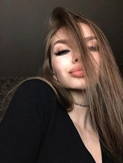  ,   Mila, 24 ,   ,   