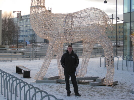 ,   VIKTOR, 52 ,   ,   , c 