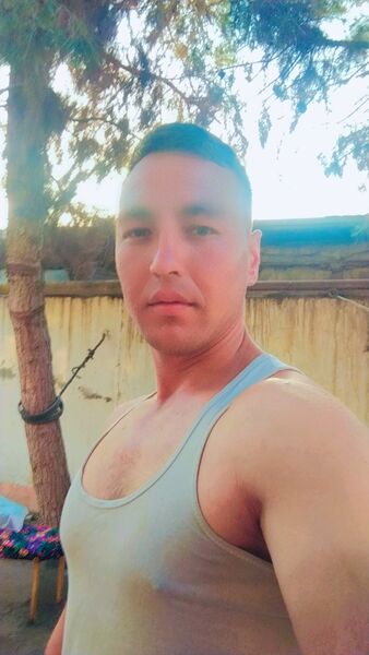  -,   Farruh, 33 ,   ,   , 